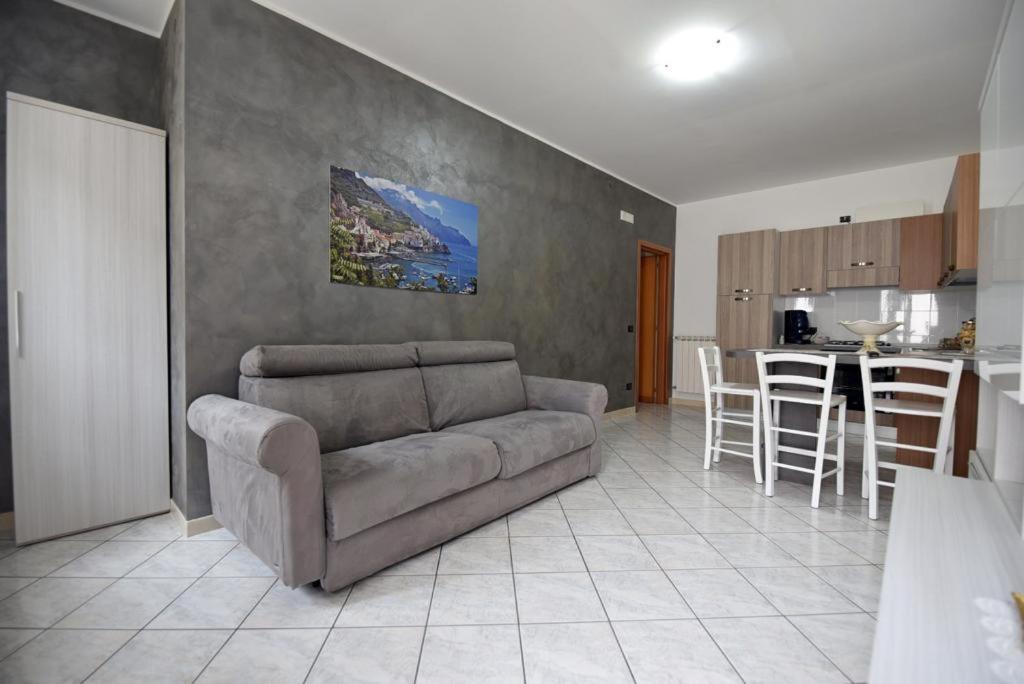 הוילה אג'רולה La Casa Di Metis מראה חיצוני תמונה
